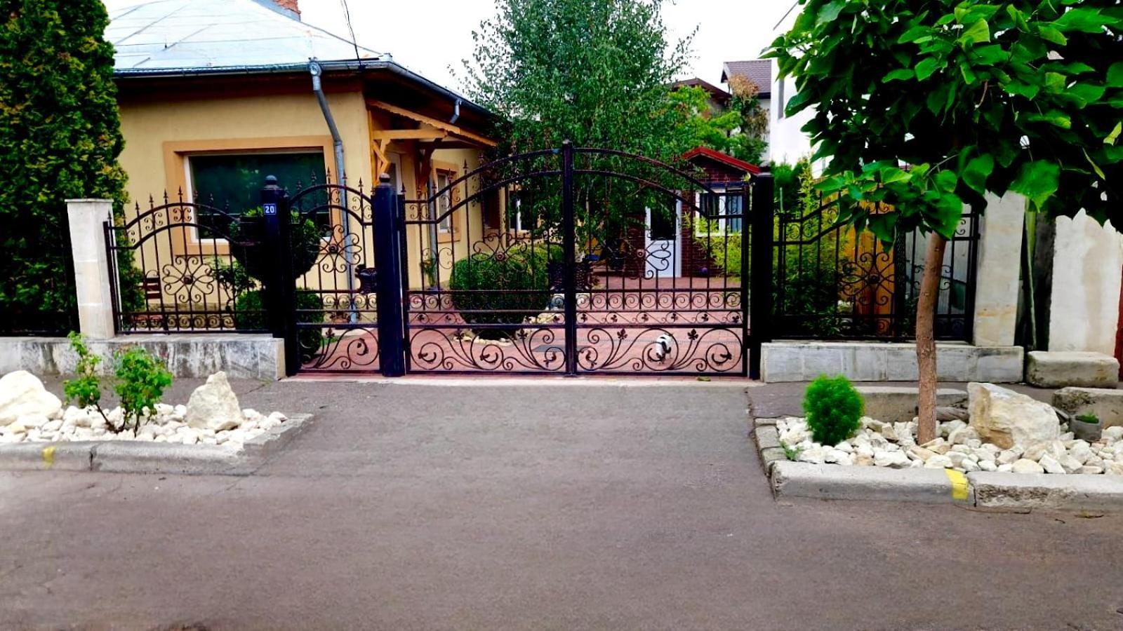 Hotel Casa Teo Buzau Exterior foto